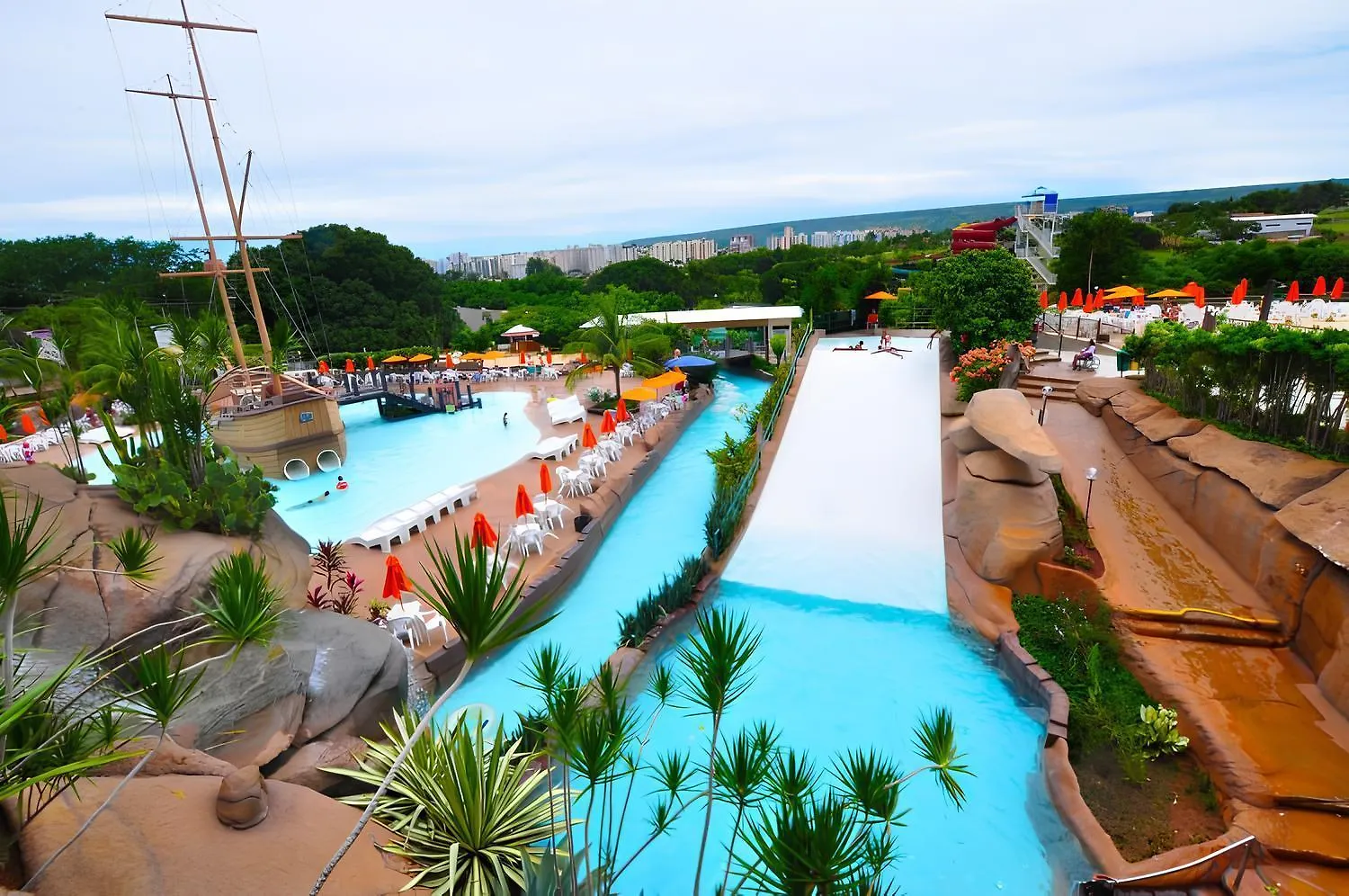 Diroma Spazio Com Acesso Acqua Park Caldas Novas Lägenhetshotell